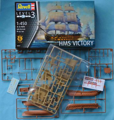 1/450 Линкор HMS Victory, серия Model Set с красками, клеем и кистями (Revell 65819), сборная модель