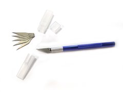 Нож макетный со сменными лезвиями (6 штук), металлический, синий