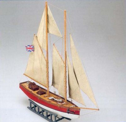 MiniMamoli Британская яхта "Эвергрин" (Evergreen) 1:122 мини (MM60)
