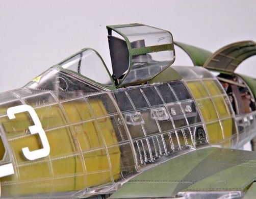 1/32 Messerchmitt Me-262A-1a с прозрачным фюзеляжем (Trumpeter 02261) ИНТЕРЬЕРНАЯ модель