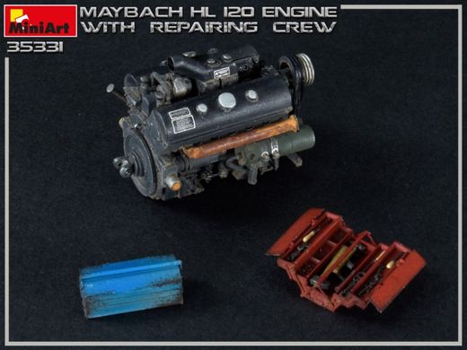 1/35 Німецькі механіки з двигуном MAYBACH HL 120 (Pz.Kpfw.III и Pz.Kpfw.IV) + ящик з інструментами (Miniart 35331), збірні пластикові