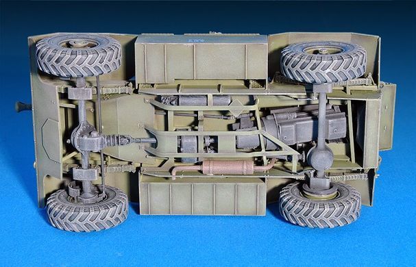 1/35 AEC Mk.III британський бронеавтомобіль (MiniArt 35159), збірна модель