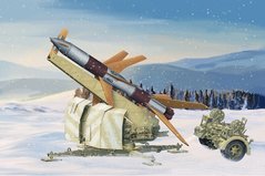 1/35 Германская зенитная ракета Flakrakete Rheintochter I с пусковой установкой (Trumpeter 02357), сборная модель