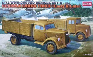 1/72 Вантажівка Opel Blitz ранньої та пізньої модифікацій, одна модель з двома варіантами кабіни (Academy 13404), збірна модель
