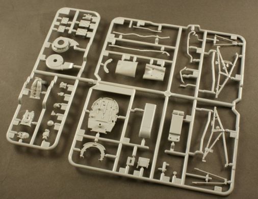 1/32 Винищувач&nbsp;Spitfire Mk.VIII австралійських/канадських/американських ВПС (Tamiya 60320), збірна модель