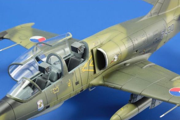 1/72 L-39ZA Albatros -Weekend Edition- (Eduard 7427) сборная модель
