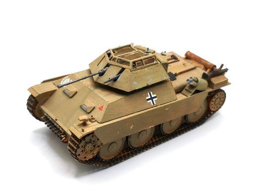 1/35 Aufklarungspanzer 38(t) Sd.Kfz.140/1 немецкий розведывательный легкий танк, готовая модель авторской работы