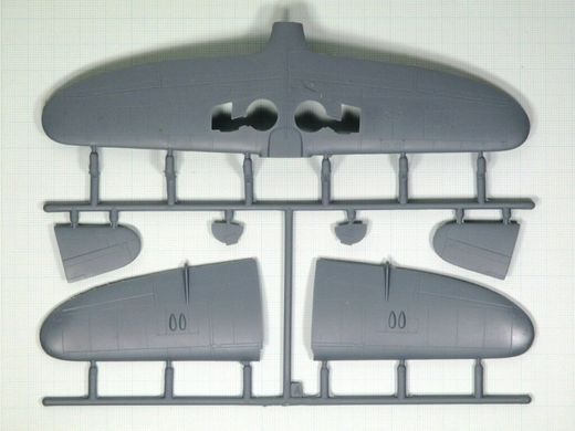 1/72 Fairey Firefly T.1/T.2 учбово-бойовий винищувач ВМС, модель зі смолою та фототравлінням (Special Hobby 72050) збірна модель