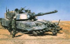 M1A1 Abrams с минным плугом 1:72