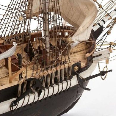 1/75&nbsp;HMS Terror британське експедиційне судно (OcCre 12004), збірна дерев'яна модель