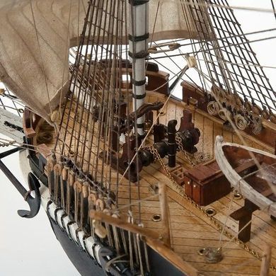 1/75&nbsp;HMS Terror британське експедиційне судно (OcCre 12004), збірна дерев'яна модель