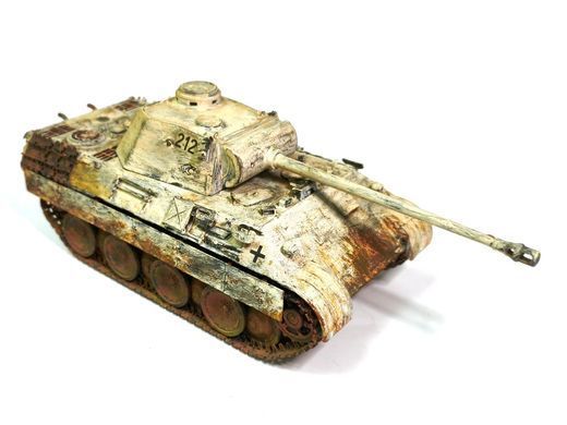 1/35 Німецький танк Pz.Kpfw.V Ausf.G в зимовому розфарбуванні, готова модель авторської роботи