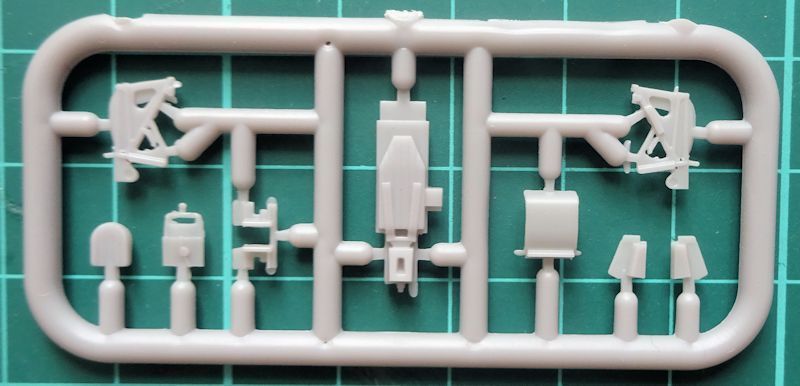 1/72&nbsp;Е-5 радянський легкий фронтовий винищувач&nbsp;(A&A Models 7222), збірна модель