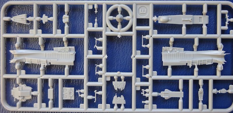 1/72&nbsp;Е-5 радянський легкий фронтовий винищувач&nbsp;(A&A Models 7222), збірна модель