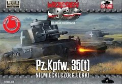 1/72 Pz.Kpfw.35(t) германский танк + журнал (First To Fight 038) сборка без клея