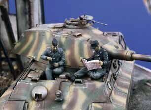 1:35 German Tankers at Rest