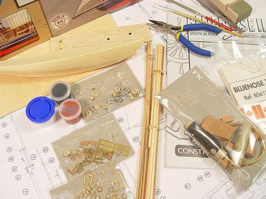 1/135 Шхуна Bluenose II + инструменты + краска (Constructo 80618) сборная деревянная модель