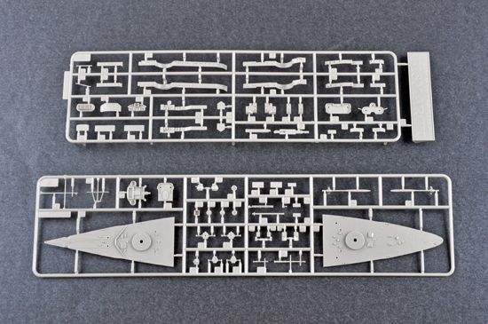 1/700 Линкор Bismarck образца 1941 года с дополнениями: деревянная палуба, металлические стволы пушек, фототравление (I Love Kit 65701), сборная модель