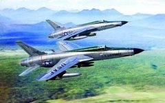 1/72 F-105D Thunderchief (Trumpeter 01617) сборная модель