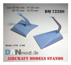 Подставка для моделей авиации "в полете", 2 штуки (DANmodels DM 72280), пластиковые