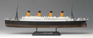 1/700 RMC Titanic Centenary anniversary (Academy 14214) цветной пластик