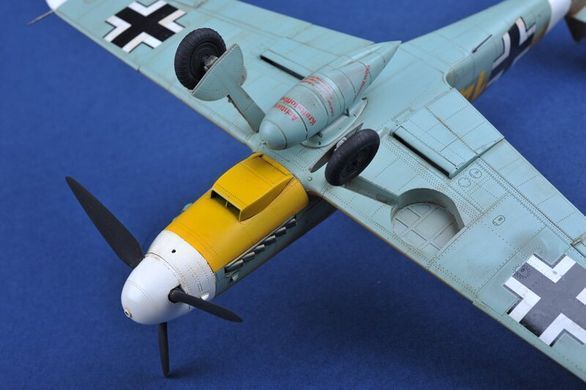 1/32 Messerschmitt Bf-109F-4/Trop (Trumpeter 02293) сборная модель