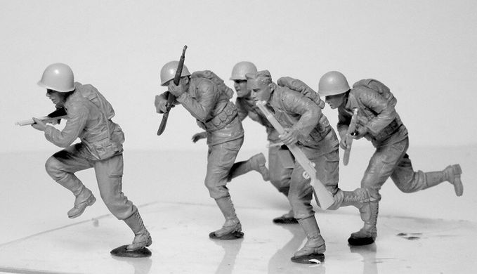 1/35 "Move, move, move!" US Soldiers, Operation Overlord, 7 фигур (Master Box 35130)