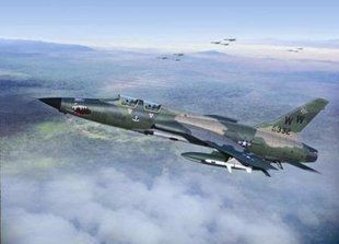 1/72 F-105G Wild Weasel американский самолет (Trumpeter 01618), сборная модель
