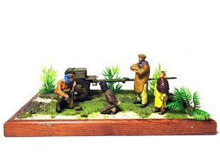 1/35 Він'єтка "Допит полоненого", розміри 170 х 120 х 70 мм