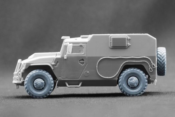 1/72 Колеса для ГАЗ Тигр звичайні, 5 штук та два варіанти ковпаків, 3D-друк (ScaleX WM72009)