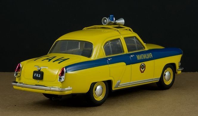 1/43 Автомобиль ГАЗ-21Р "Милиция ГАИ", серия "Автомобиль на службе", без журнала (Deagostini)