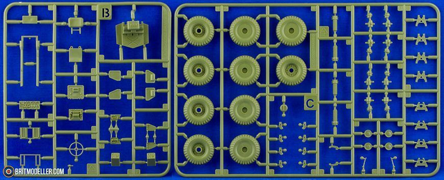1/35 Ferret Scout Car Mk.1 британський бронеавтомобіль (Airfix A1386), збірна модель