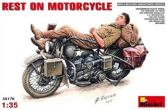 1/35 Отдых на мотоцикле, Harley-Davidson WLA + фигурка (MiniArt 35176)