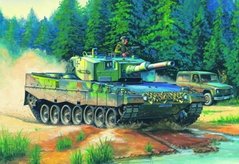 1/35 Leopard 2A4 основной боевой танк (HobbyBoss 82401), сборная модель