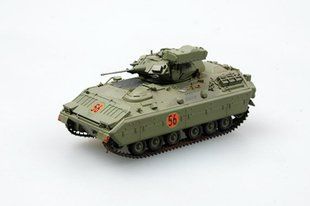 1/72 M2A2 Bradley американская БМП, готовая модель (EasyModel 35051)