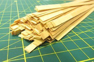 Шпон (заготовка) 0,5*5*300 мм, липа, 10 штук
