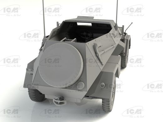 1/35 Бронеавтомобиль Sd.Kfz.247 Ausf.B с экипажем (ICM 35111), сборная модель