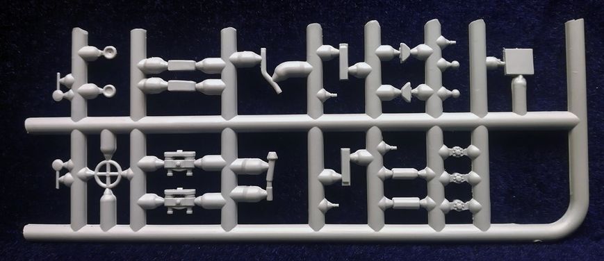 1/72 Американський тягач Diamond T981 із 45-тонною платформою (GMU 72004), збірна модель
