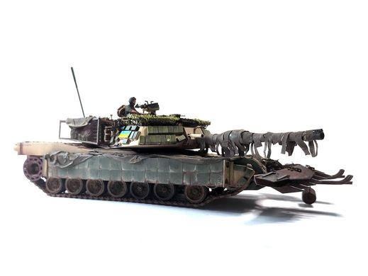 1/35 Танк M1A2 Abrams Вооруженных Сил Украины, готовая модель авторской работы