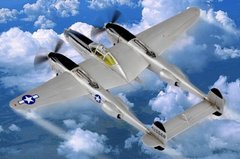 1/72 P-38L-5-L0 Lightning американский истребитель (HobbyBoss 80284), сборная модель