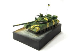 1/72 Танк Т-80УД "Береза", на подставке (авторская работа), готовая модель