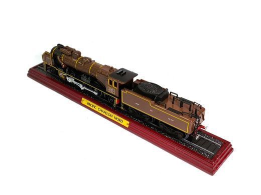 1/100 Локомотив Pacific Chapelon Nord, готовая статическая модель (Deagostini)