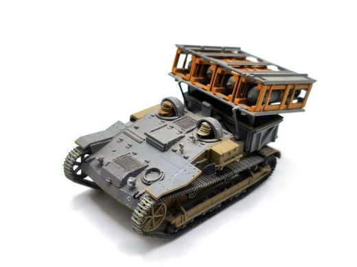 1/35 Танкетка Renault UE2 с пусковой установкой реактивных снарядов, готовая модель авторской работы