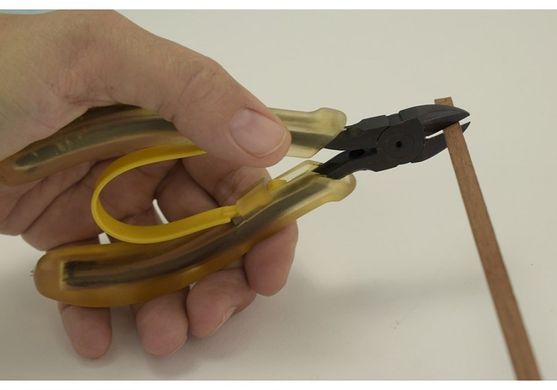 Кусачки-бокорізи з ергономічною ручкою (Artesania Latina 27211 Cutting Pliers with Ergonomic Handle)