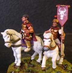 Gripping Beast Miniatures - Scipio and Army Standard Bearer – Both mounted - GRB-VIG9