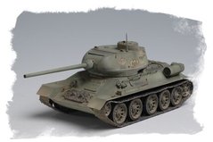 1/48 Т-34/85 образца 1944 года с гладкой башней советский танк (HobbyBoss 84807) сборная ИНТЕРЬЕРНАЯ модель