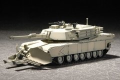 1/72 M1A1 Abrams с бульдозерным тралом, американский основной боевой танк (Trumpeter 07277) сборная модель