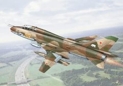 Сухой Су-17УМ3 истребитель-бомбардировщик 1:72