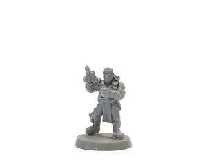 Catachan Jungle Fighter with Lasgun and Grenade, миниатюра Warhammer 40.000, пластиковая (Games Workshop)