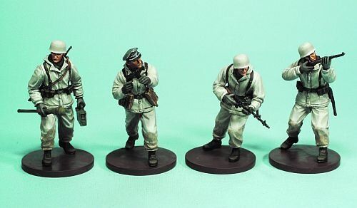 50 мм (1:35) German Parachutists, 2nd Luftwaffe Division "Ramke" (4 фигуры)